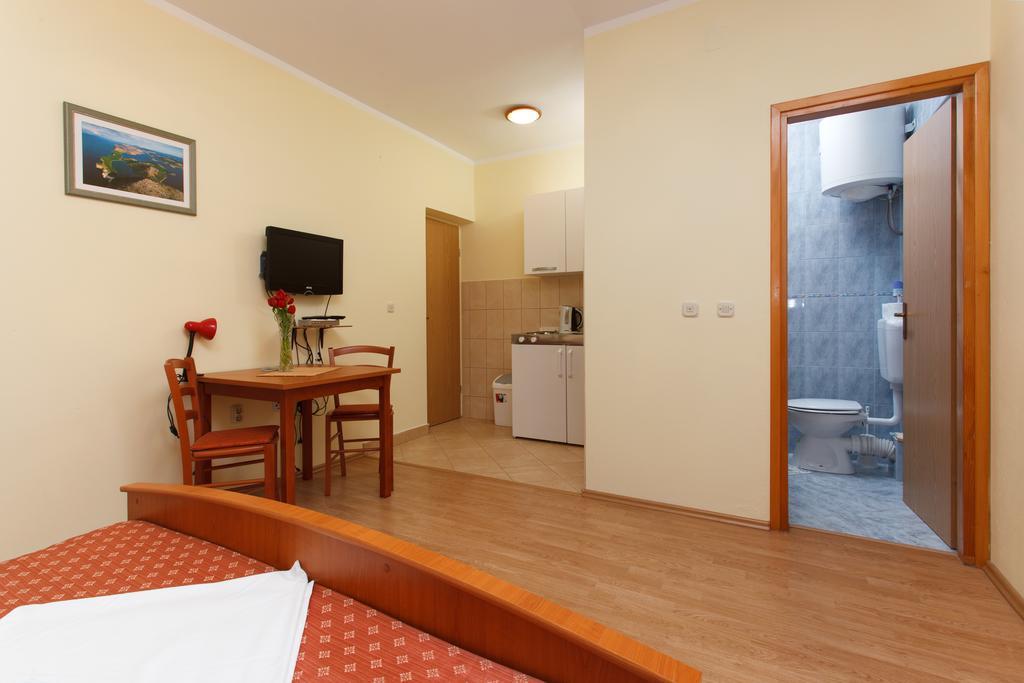 Apartments Vukusic Zaboric Quarto foto